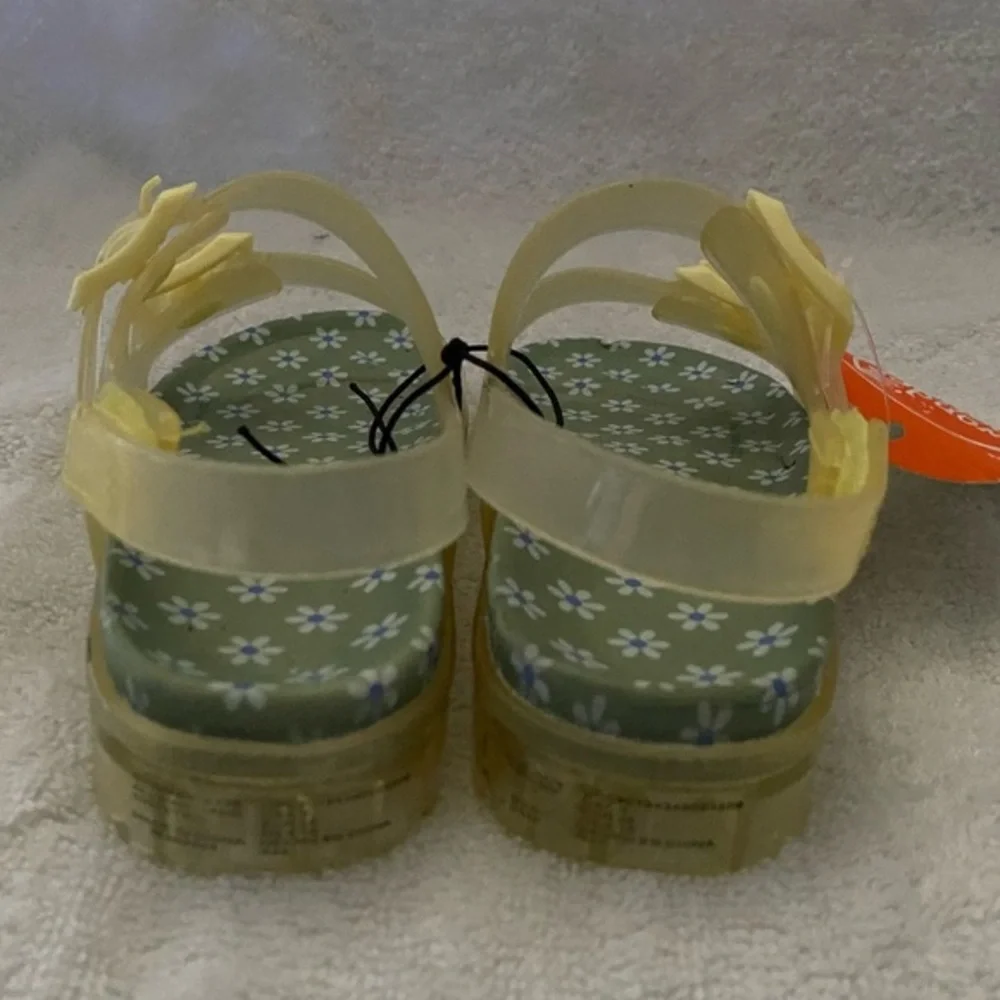 Wonder Nation Sandals Girls‎ Size 9 New Green